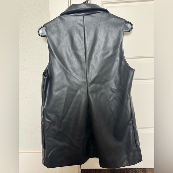 Sincerely Jules Black Leather Vest - Picture 3 of 3